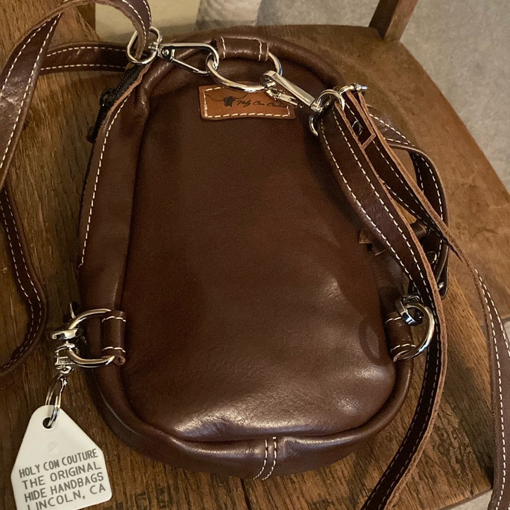 Holy Cow Couture Embossed Krystal’s Leather Bum Pack w/Dust Bag NWOT - Picture 3 of 5